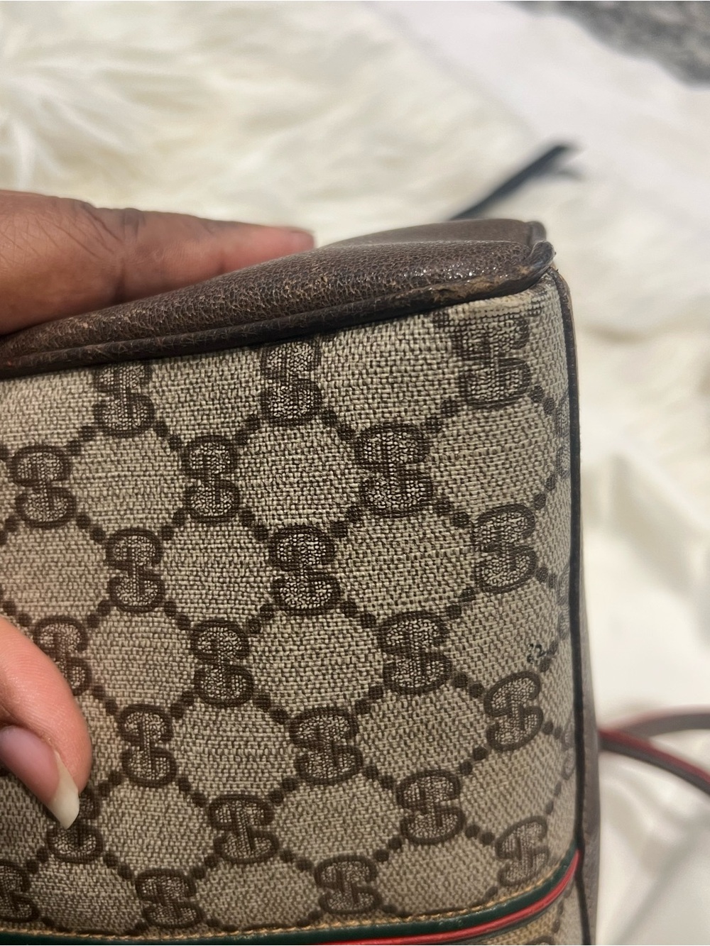 Gucci Monogram Crossbody Bag in Beige with Red Trim - Picture 6 of 17